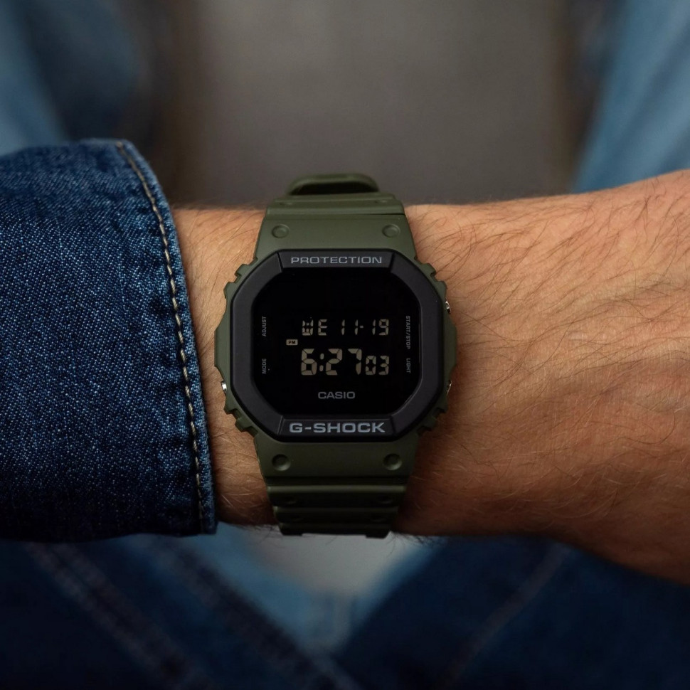 Чоловічий годинник Casio G-SHOCK DW-5610UU-3