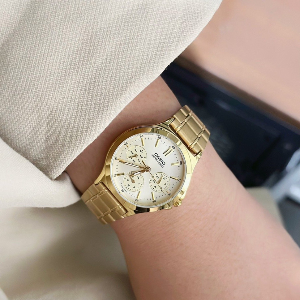 Чоловічий годинник Casio MTP-V300G-9A