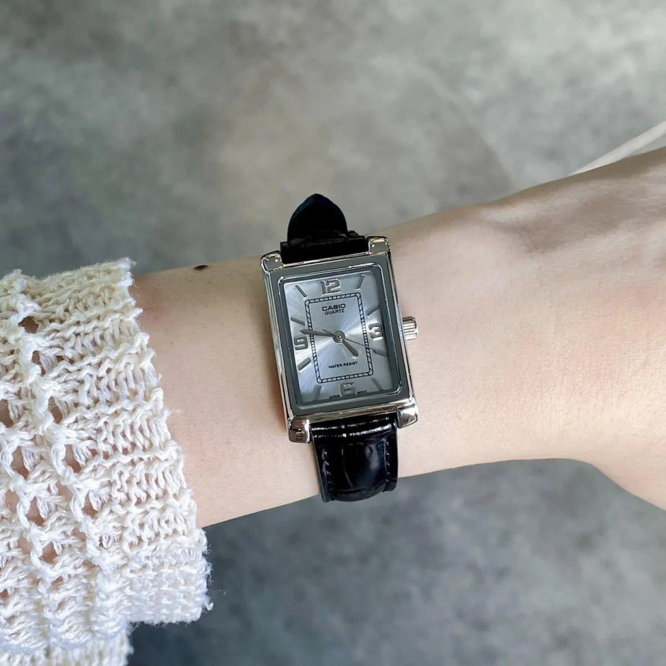 Жіночий годинник Casio LTP-1234LL-7A