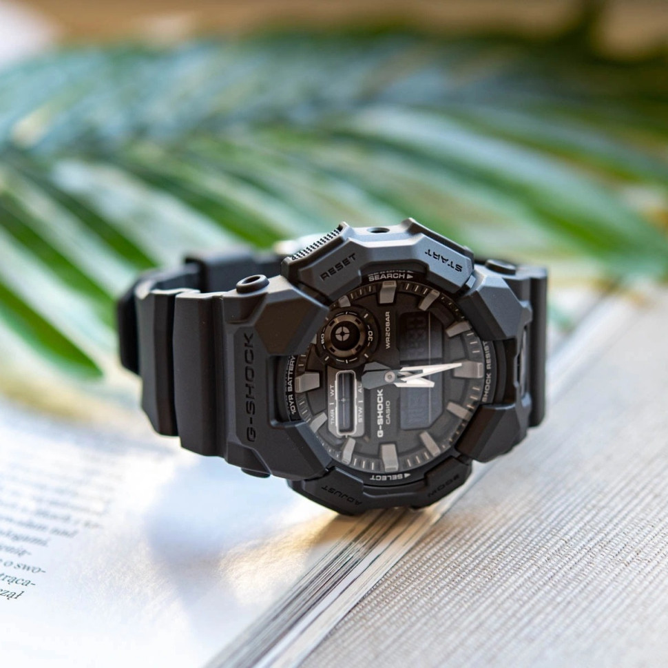 Чоловічий годинник Casio G-SHOCK GA-010-1A1