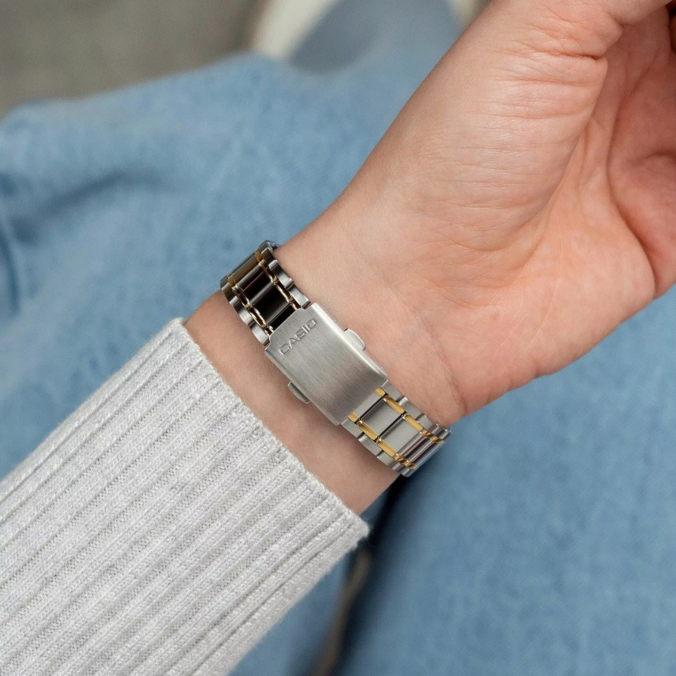 Жіночий годинник Casio LTP-1235SG-7A