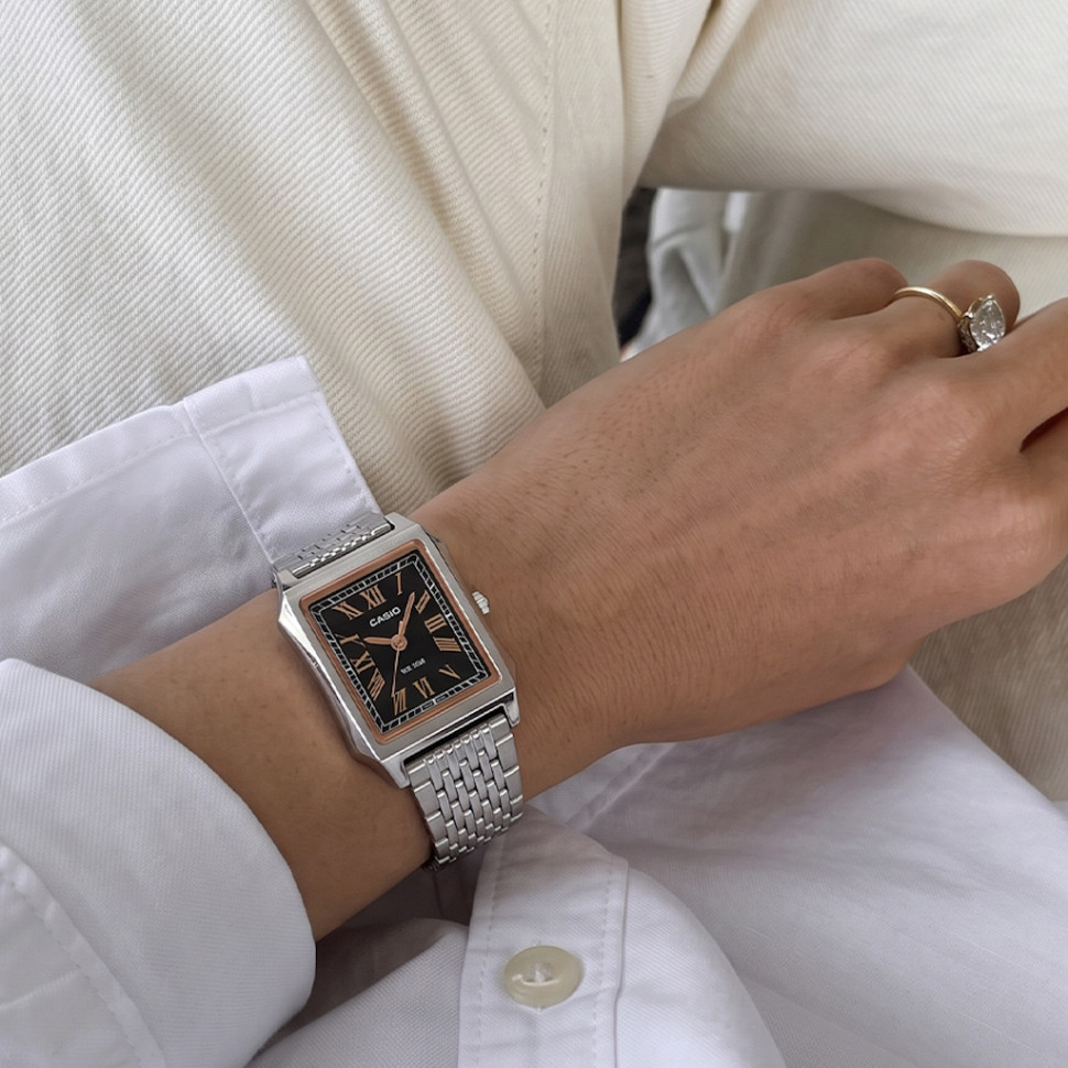 Жіночий годинник Casio LTP-B190D-1B