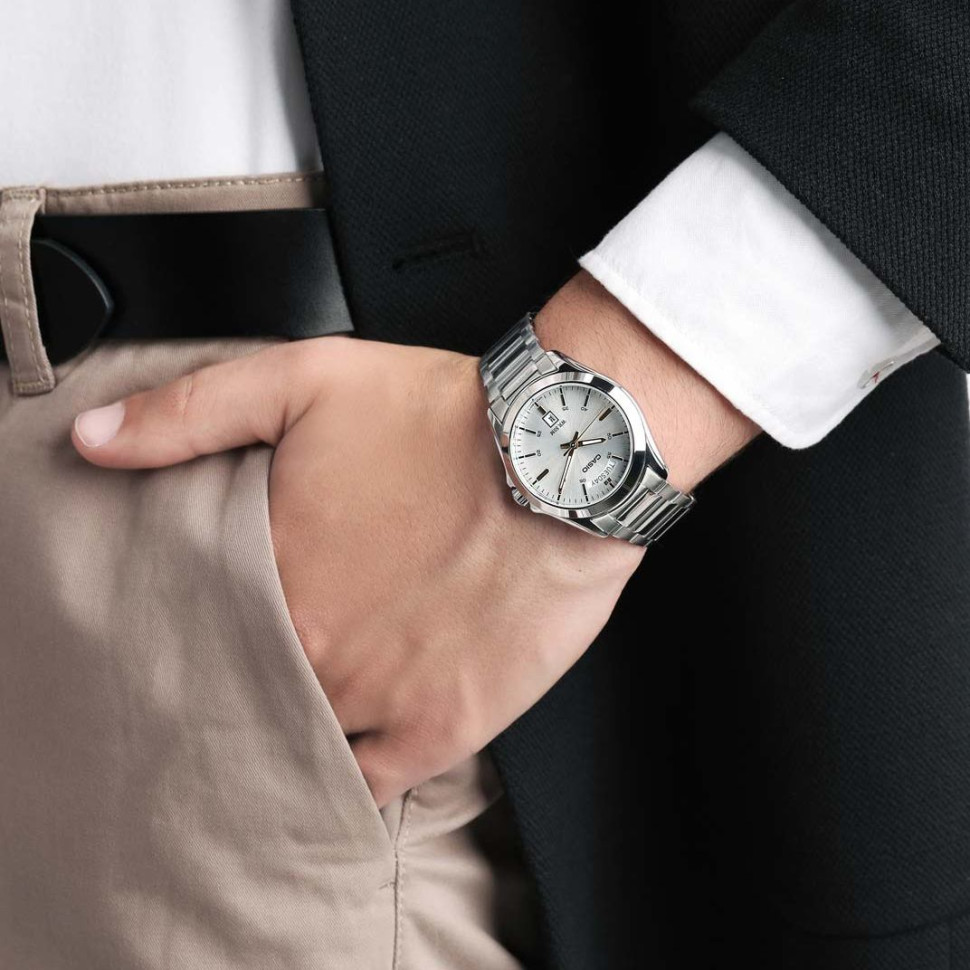 Чоловічий годинник Casio MTP-1370D-7A2