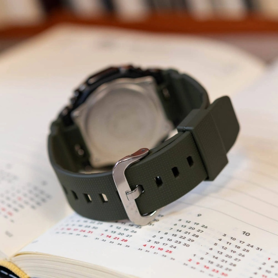Чоловічий годинник Casio G-SHOCK GM-2100B-3A