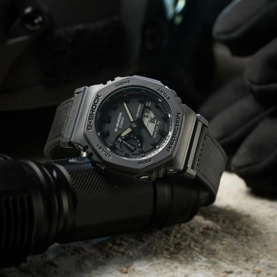 Чоловічий годинник Casio G-SHOCK GA-2100BCE-1AER