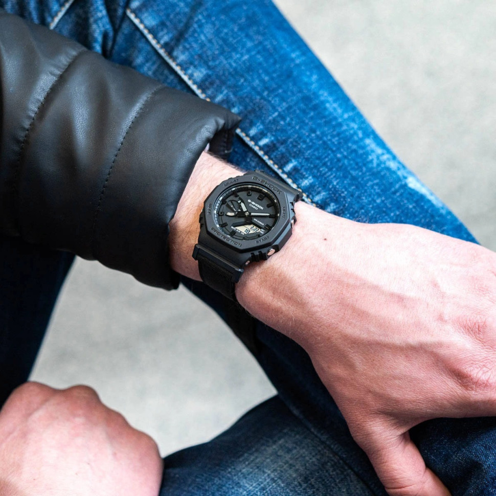 Чоловічий годинник Casio G-SHOCK GA-2100BCE-1AER
