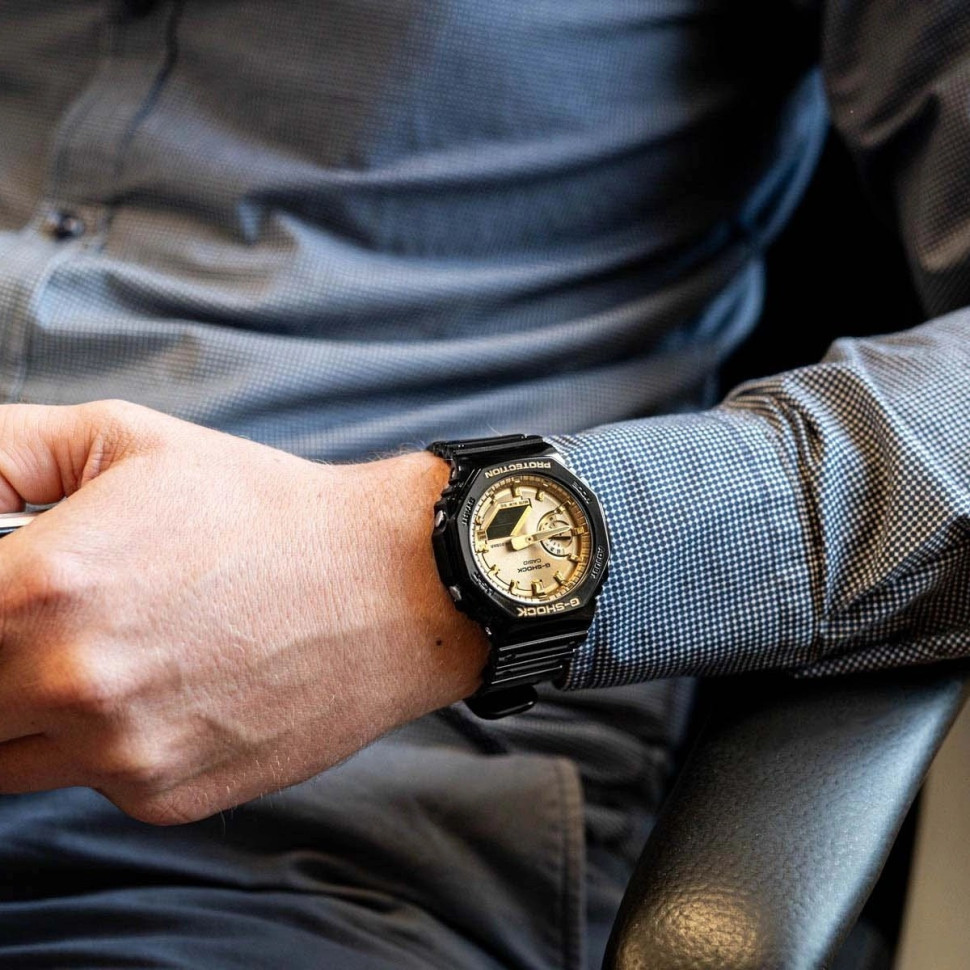 Чоловічий годинник Casio G-SHOCK GA-2100GB-1AER