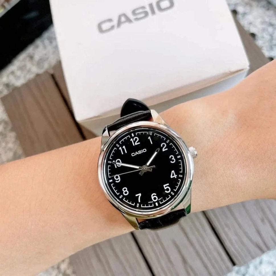 Чоловічий годинник Casio MTP-V005L-1B4