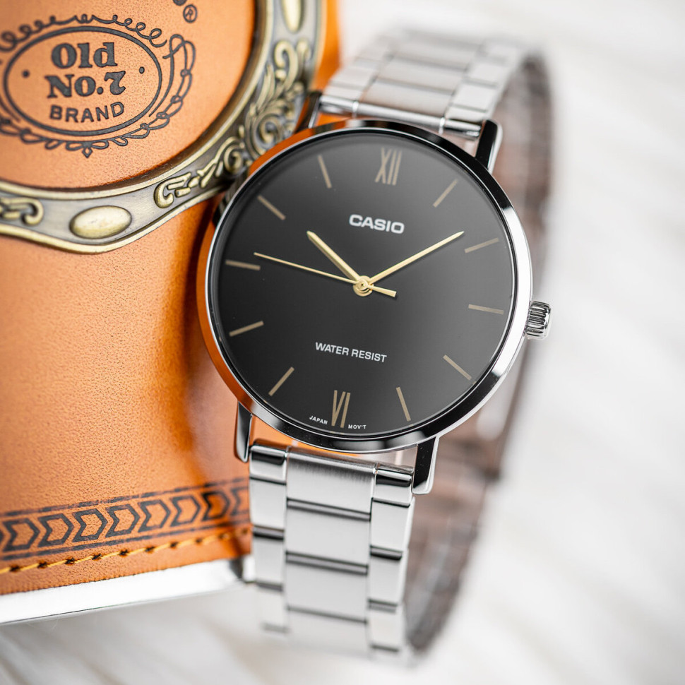 Чоловічий годинник Casio MTP-VT01D-1B