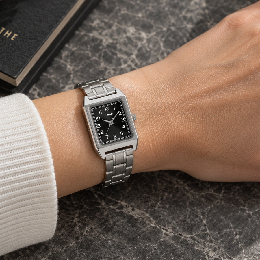 Жіночий годинник Casio LTP-B150DA-1B