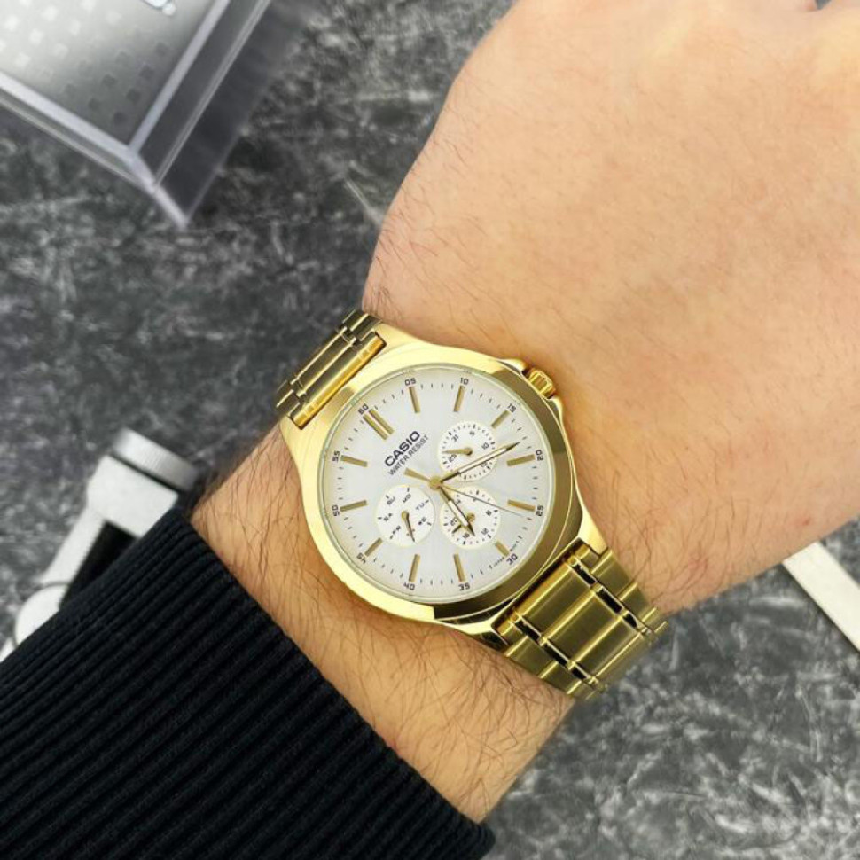 Чоловічий годинник Casio MTP-V300G-7A