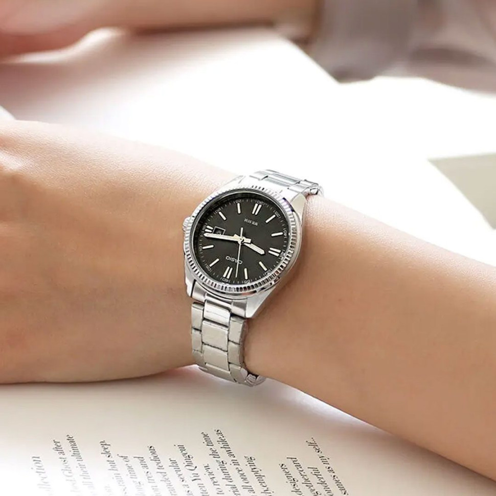 Жіночий годинник Casio LTP-1302D-1A1