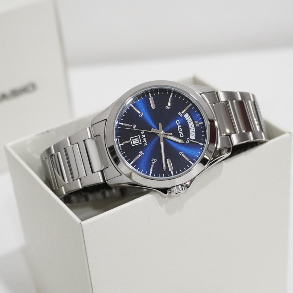 Чоловічий годинник Casio MTP-1370D-2A2