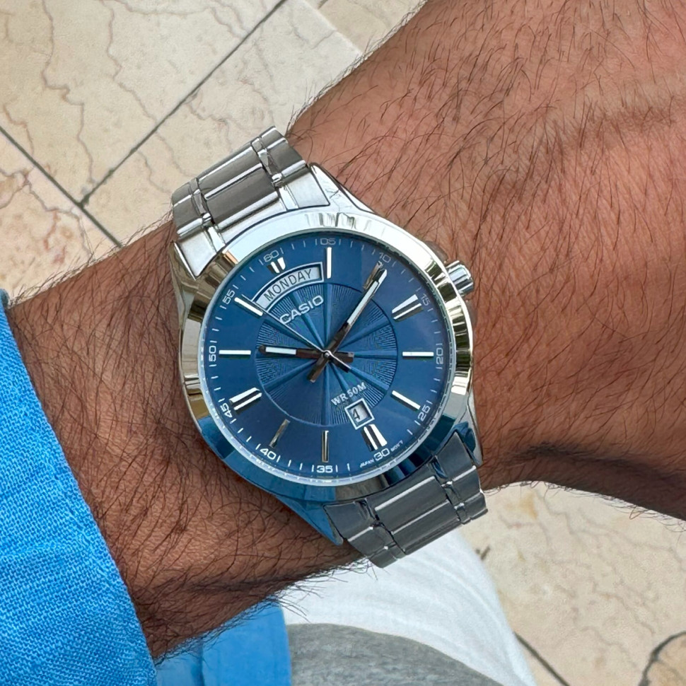 Чоловічий годинник Casio MTP-1381D-2A
