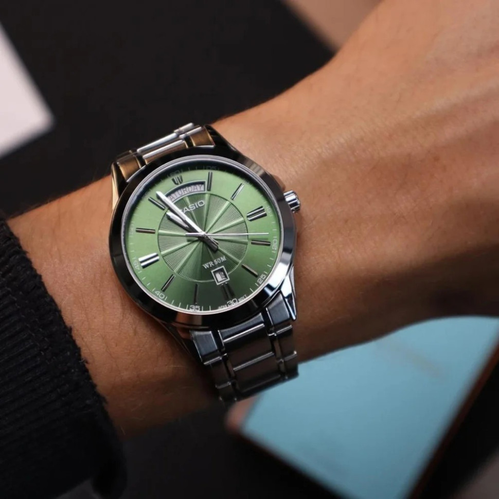 Чоловічий годинник Casio MTP-1381D-3A