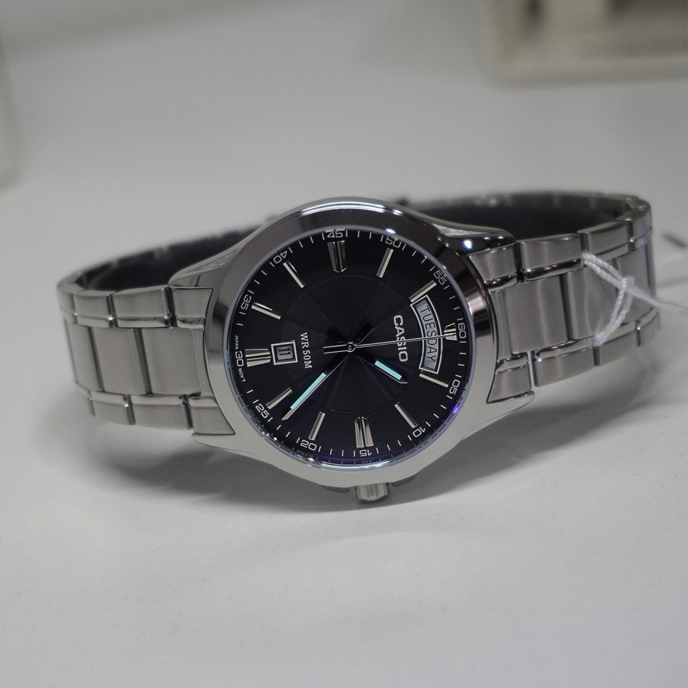 Чоловічий годинник Casio MTP-1381D-8A