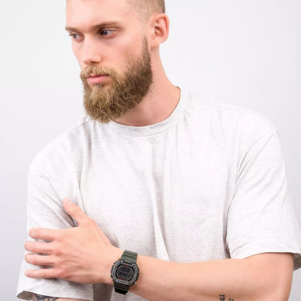 Чоловічий годинник Casio MWD-110H-3A