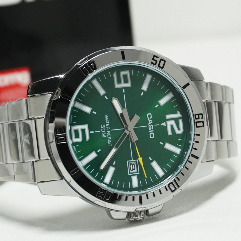 Чоловічий годинник Casio MTP-VD01D-3B